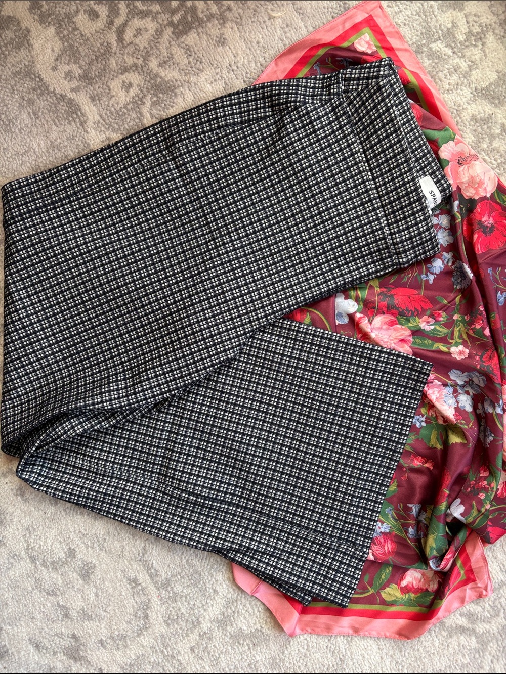 SPANX Ponte Wide Leg Navy and White Mini Check Pants size M- like new